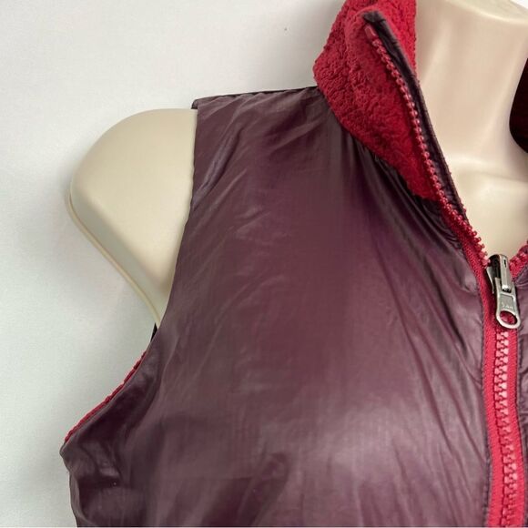 Patagonia Los Lobos burgundy reversible vest - Picture 8 of 16